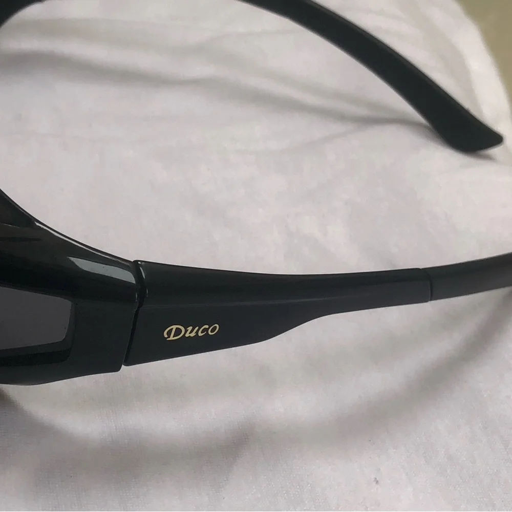Duco Men’s Polarized Sunglasses with Case